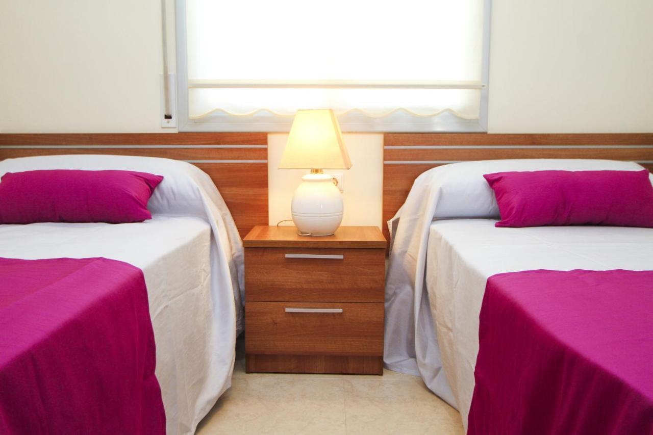 Roura 2 Planet Costa Dorada Apartment Ла Пинеда Екстериор снимка